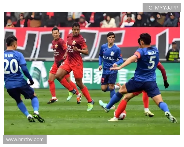 上海海港勇夺超级杯冠军,展示出强大实力与团队合作的稳定表现 上海海港勇夺超级杯冠军,展示出强大实力与团队合作的稳定表现