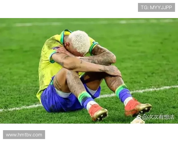 恩德里克在国际舞台上的表现持续提升,展现足球未来巨星的潜力 恩德里克在国际舞台上的表现持续提升,展现足球未来巨星的潜力